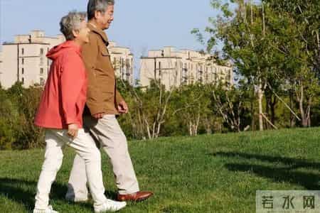 医生表示：老人经常走路锻炼，不出六个月时间，身体或有5大改变