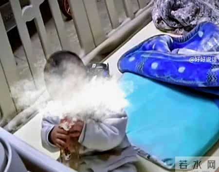 带娃上厕所遭嫂子网暴后续：宝妈“隐私”被扒，更恶心的还在后面