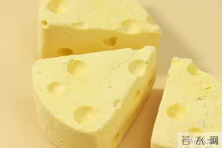 别再被骗了！被吹上天的“健康零食”，正在偷偷摧毁你孩子的肾。