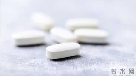 多项研究发现：每日饮酒的糖尿病人，多数临近65岁或有5种异样