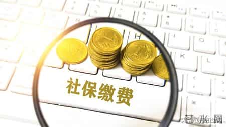 湖北人退休！工龄43年领5250元！网友：普通企业有这水平已很不错