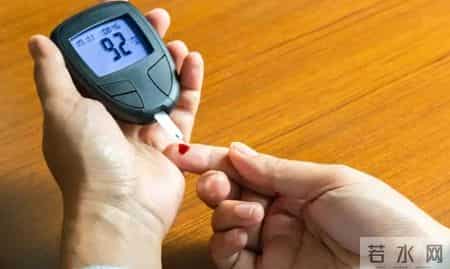 气温下降！提醒糖尿病人，牢记：1不碰，2不洗，3要吃，要了解！