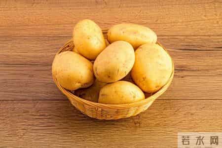 打胰岛素后不能吃土豆？医生：不止土豆，这4物再馋也要管住嘴