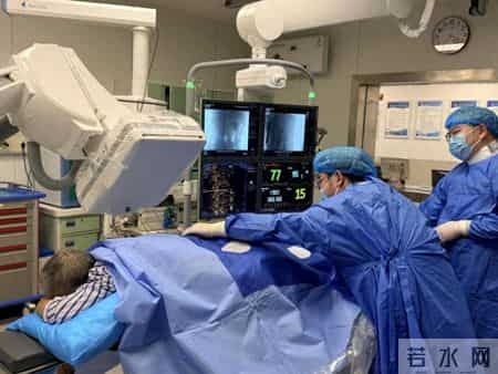 腰部一针，“解冻”寒腿！重医附二院率先开展射频消融术治疗复杂性下肢缺血