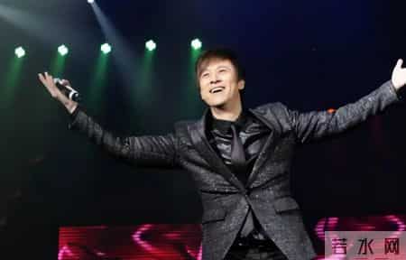 身价过亿到拍卖豪宅，被迫“住”养老院的解晓东，57岁混成这样？