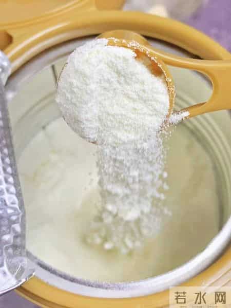 大牌洋奶粉爆雷！含有致病隐患威胁孩子健康，看看家里有没有在用