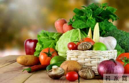 多散步对血管好？医生提醒：50岁后，坚持做这2件事或比运动好