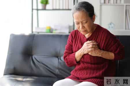 多名医生呼吁：超过63岁的老人，宁可在家做家务，也别出去干这些