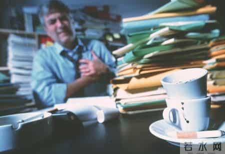 加速心梗恶化的原因，饮酒仅排第6，排第1的很多人天天做！