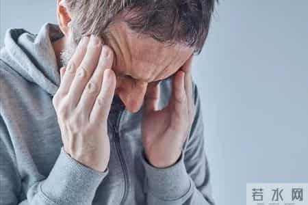 医生调查发现：高血压最危险的信号，不是头晕眼花，而是这4症状