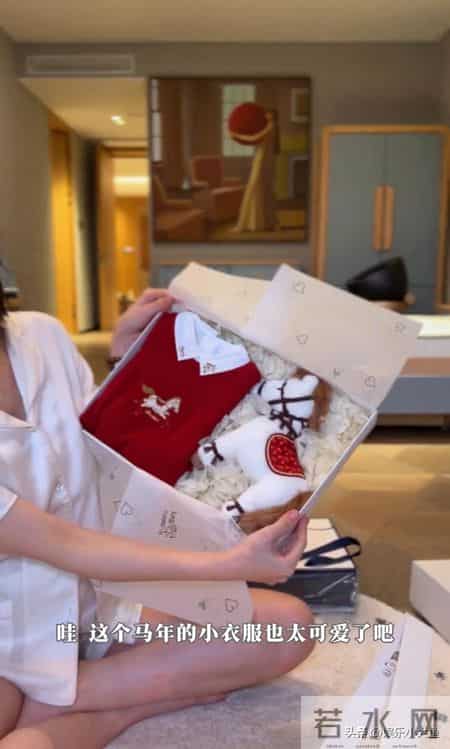 马筱梅分享孕期写真高光时刻！肚大如箩，依旧美得发光！