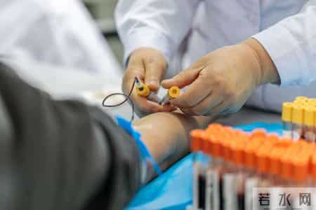 胃癌复发的8个危险信号！忠告：出现一个就检查，别忽视潜在风险