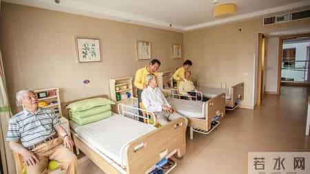 437步到餐厅！养老院设计反人性，老人刚需被硬件升级忽略