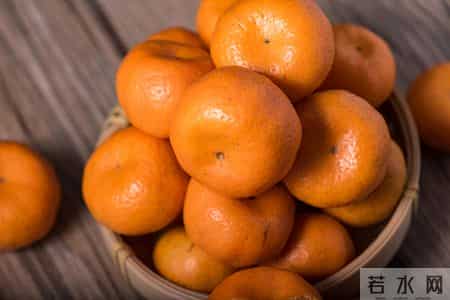 砂糖桔再次被热议！医生发现：糖尿病患者吃砂糖桔时，多重视3点
