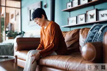 以为是腿痛，结果是血栓！老年人若发现这些症状，可别大意，及时检查