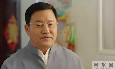 王小宝晚年幸福，历经跌宕依旧能在家中享福，为老来得子感慨万分