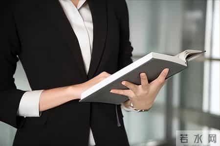 别让AI替代你，B端产品经理的“行业暗知识”，才是铁饭碗