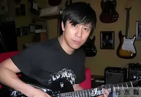 身价过亿到拍卖豪宅，被迫“住”养老院的解晓东，57岁混成这样？