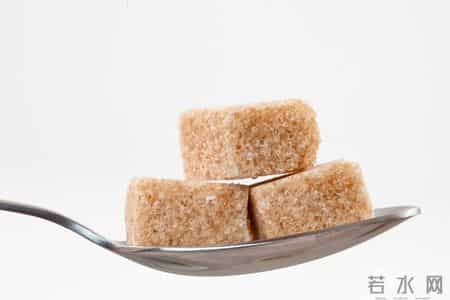 医生呼吁：最能加重糖尿病的行为，不是吃糖！而是频繁去做这4事