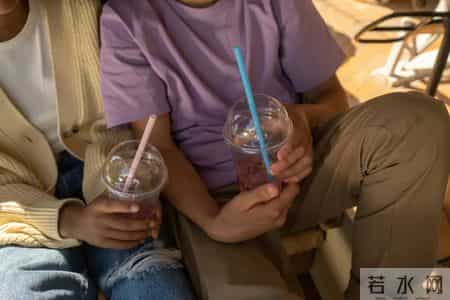 一种你爱喝的东西，正在悄悄透支你的生育力（不是酒）