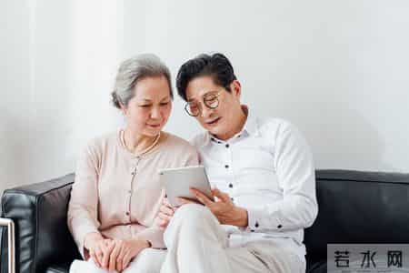 这7样全占就是万里挑一的老人，尤其是最后一样，如没有就不圆满