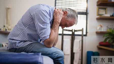 男子因脑梗不幸死亡！提醒：天冷宁愿在家打牌，也别干这些事！