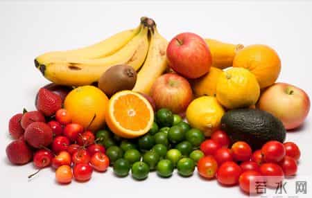 4种水果已被列入“致癌名单”，吃多了致癌，可信吗？告诉你真相