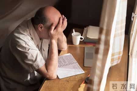 医生研究表明：天天喝酒的糖尿病人，临近65岁多数或有6种异样