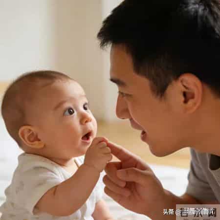 聪明宝宝的“认人”标志：妈妈别忽视这些特征！