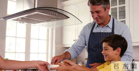 别不信，儿子有没出息，看爹；女儿将来过得好不好，看娘！很真实