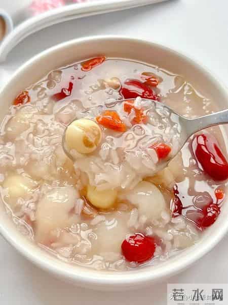 失眠可能是“气血不足”，这5种换着吃，补气血助眠，倒头就睡！