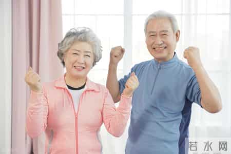 身材决定寿命？研究发现：活过80岁的老人，身材大多有两个特征