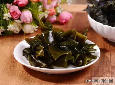 医生多次强调：最伤甲状腺的行为，不是饮食！而是频繁去做4件事