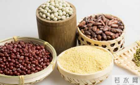 吃粗粮可以降血糖？医生坦言：3种粗粮不建议吃，劝告父母赶紧停