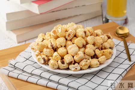 每年超4700人因脑梗去世！劝告：宁可多吃肉，也别贪嘴5种食物