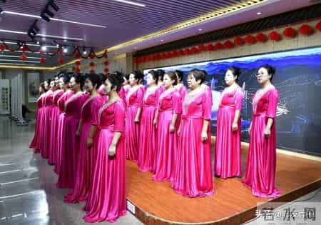 盂县举办老干部迎新年文艺展演活动