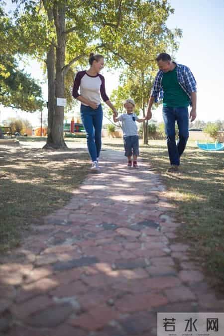 上周小区聊育儿：别瞎操心，孩子有自己的路1