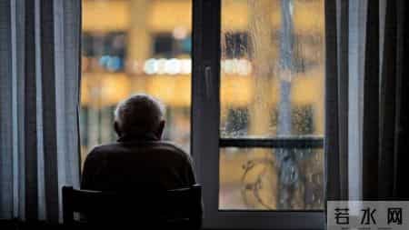 72岁岳父住进养老院3个月后，我去探望，打开门我当即改变了主意