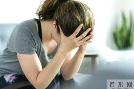 胃病与鸡蛋有关？医生：胃不好的老年人，吃鸡蛋千万避免4种食物