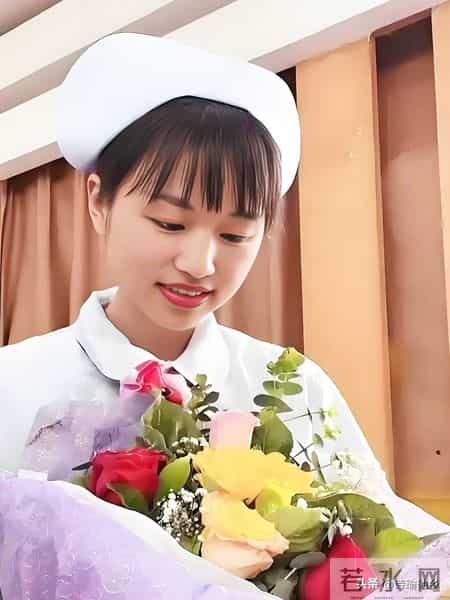 张水华离职：是追梦自由，还是精致利己？体制内就不能有梦想？