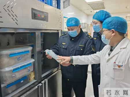 医院食堂专项检查，个别问题已责令整改