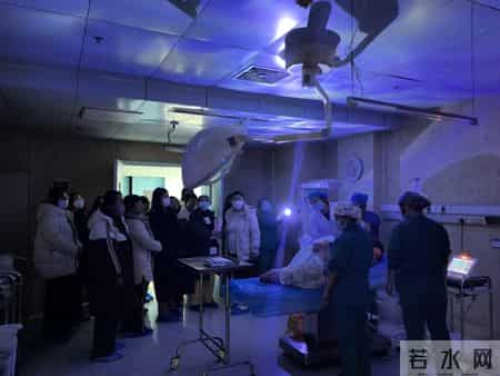 渭南市第一医院孕妇学校举办沉浸式新手爸妈实训课