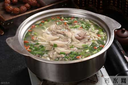 医生忠告：肾病缠身，冬季一定远离这几种行为，容易“病上加病”