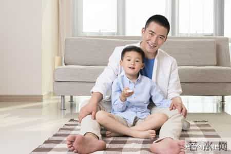 聪明爸爸都在学：育儿必修课，每天问孩子6个问题，不费嘴见效快