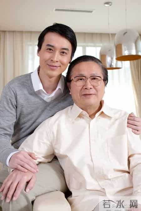 当年的“独生子女”们都老了，可上面还有3～4个老人需要赡养