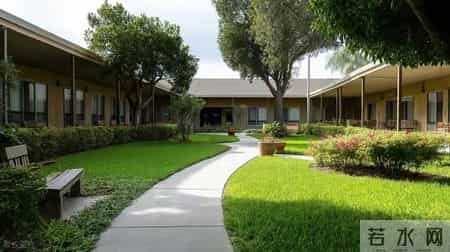 82岁临终前，我想劝大家：宁肯一个人过，也别选这三种养老方式