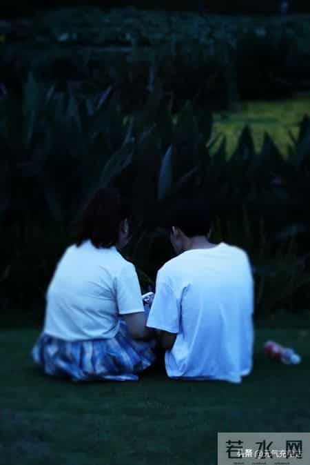 我落魄时遇见她：从此人间值得