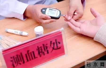 医生告诫：最能加重脑梗的行为，不是熬夜！而是频繁的去做这5事