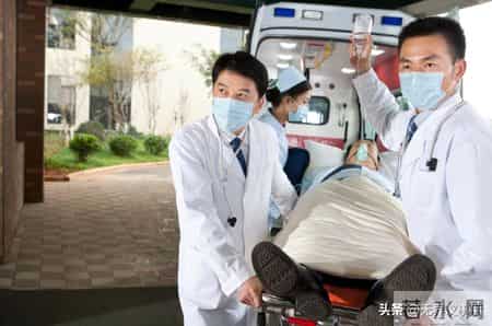 医疗开放陷两难困局，老外涌入中国医院，民生红线不容越