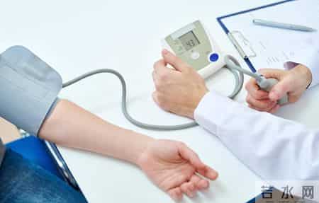 医生发现：天天走路锻炼的糖尿病人，不用几月，身体或有几个变化